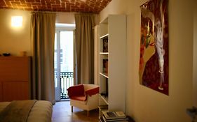 Centrale E Romantica Casa A Torino
